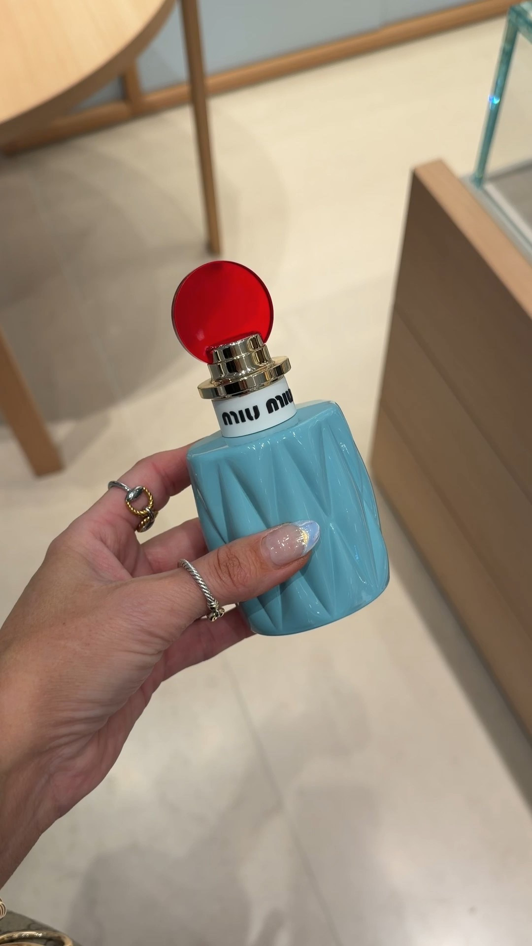 This perfume is absolutely next level 



#LTKBeauty #LTKOver40 #LTKgrwm