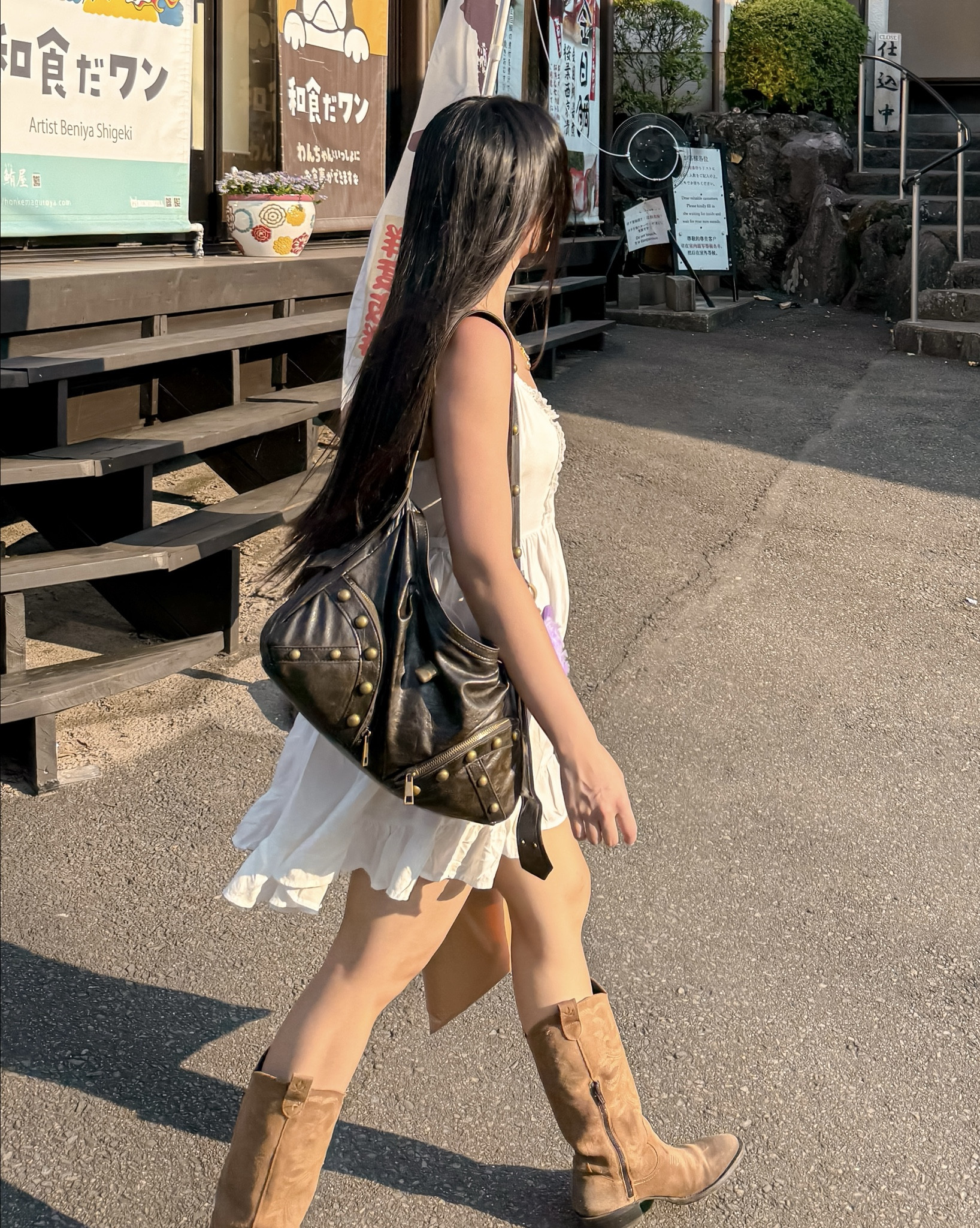 Cowboy boots with a white dress? Effortless chic unlocked🗝️
#cowboyboots #cowgirl #whitedress #efforless

#LTKshoes #LTKstyletip #LTKdresses