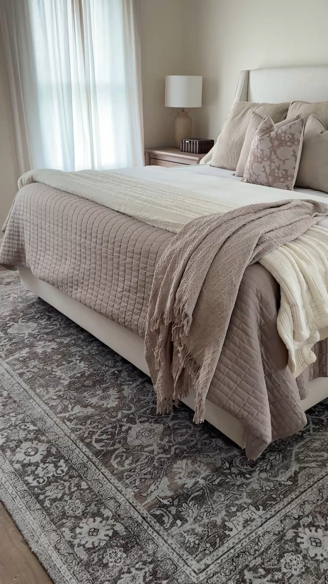 Neutral cozy bedroom inspo

Bed, upholstered bed, area rug, neutral rug, nightstand, bedding, neutral bedding, comforter, throw pillow, table decor, table lamp, home decor 

#LTKFindsUnder50 #LTKSaleAlert #LTKHome