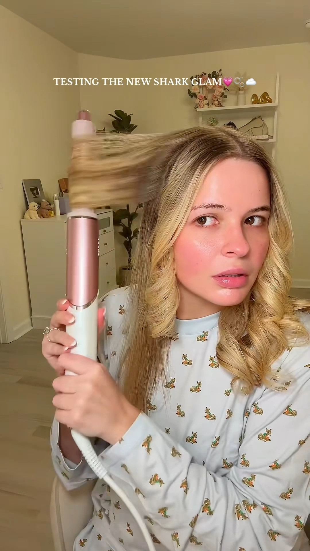 my hair type is the TRUE TEST for this tool😅💅🏻✨🎀 #blowout #sharkglam #blowoututorial #airwrap

#LTKgrwm #LTKGiftGuide #LTKBeauty