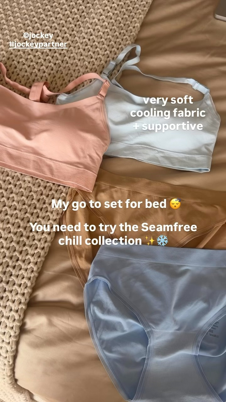 My go to set for bed 🛏️ seam free and cooling!