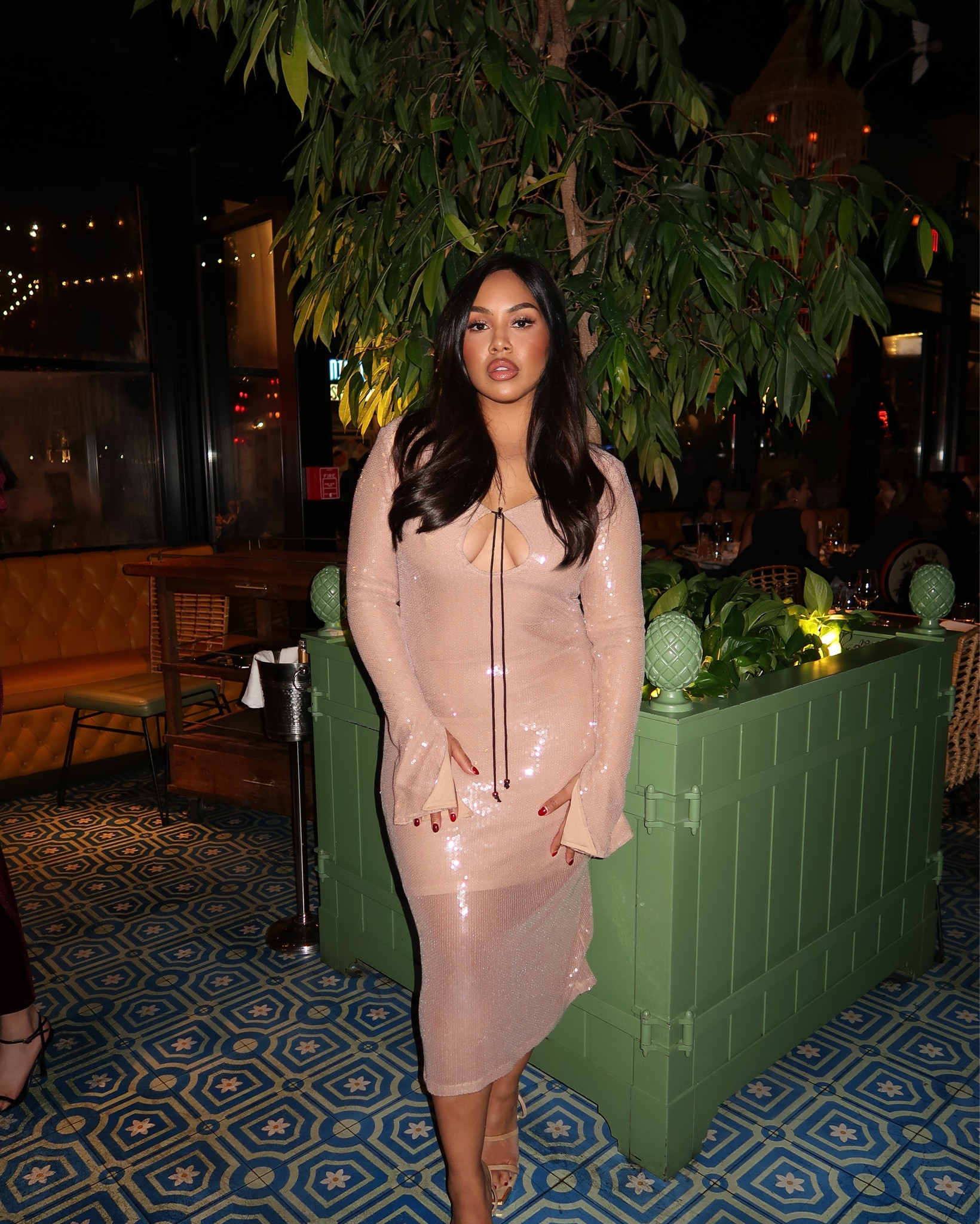 Serving Holiday Glam on a budget 🎁

#LTKHoliday #LTKGiftGuide #LTKParties