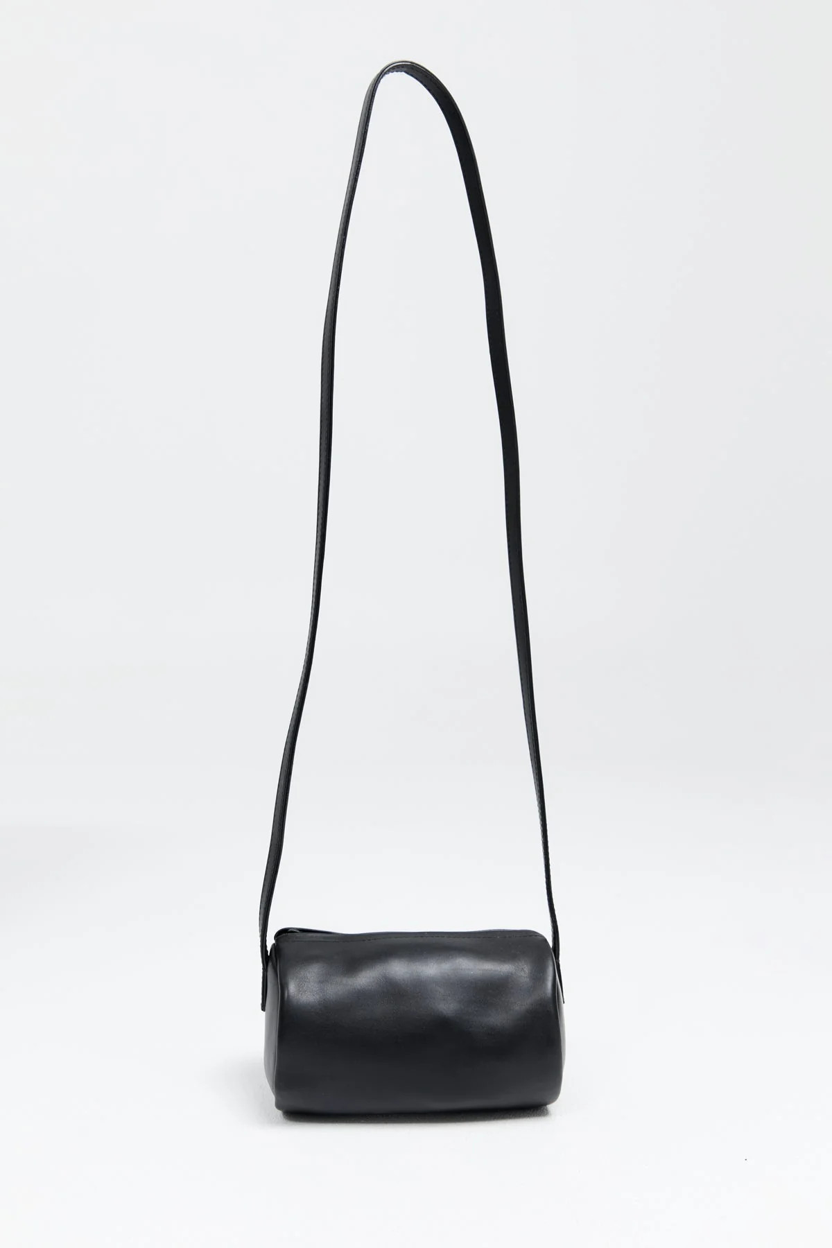 Connolo Sling Pouch - Black | St. Agni (US, UK, EU)