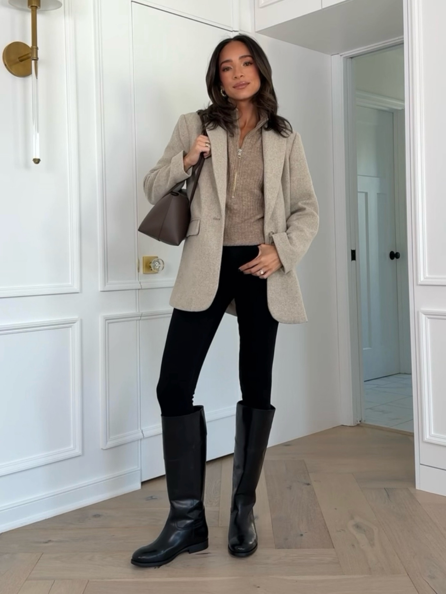 Love these knee high boots! 🍂 Wearing size xs quarter zip sweater, size 0 skinny jeans and size small blazer 


Fall fashion 
Casual outfit 
Skinny jeans outfit 
Fall outfit

#LTKStyleTip #LTKSeasonal #LTKFindsUnder100