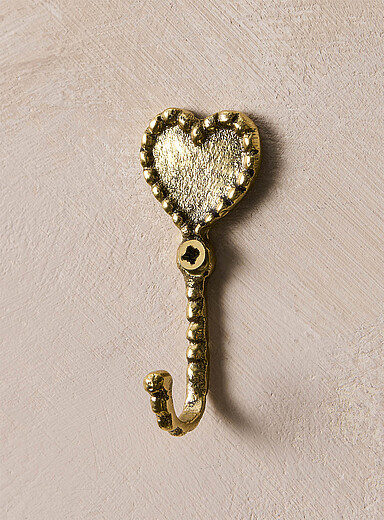 Saachi recycled brass heart wall hook | Simons