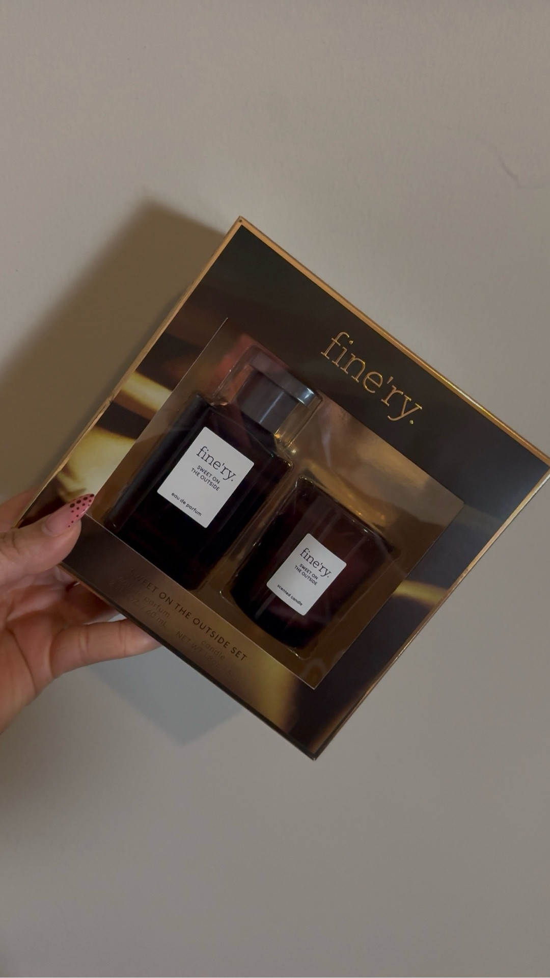If you're shopping on a budget this year, this one is a win.
The @fine'ry. gift set comes with a candle and a fragrance, perfect for coworkers, cousins, secret santa, or literally to keep on hand when you need a quick gift 🎁 
#giftidea #holidaygiftideas #fragrancetok #fineryperfume #targetfinds 

#LTKGiftGuide #LTKHoliday #LTKSeasonal