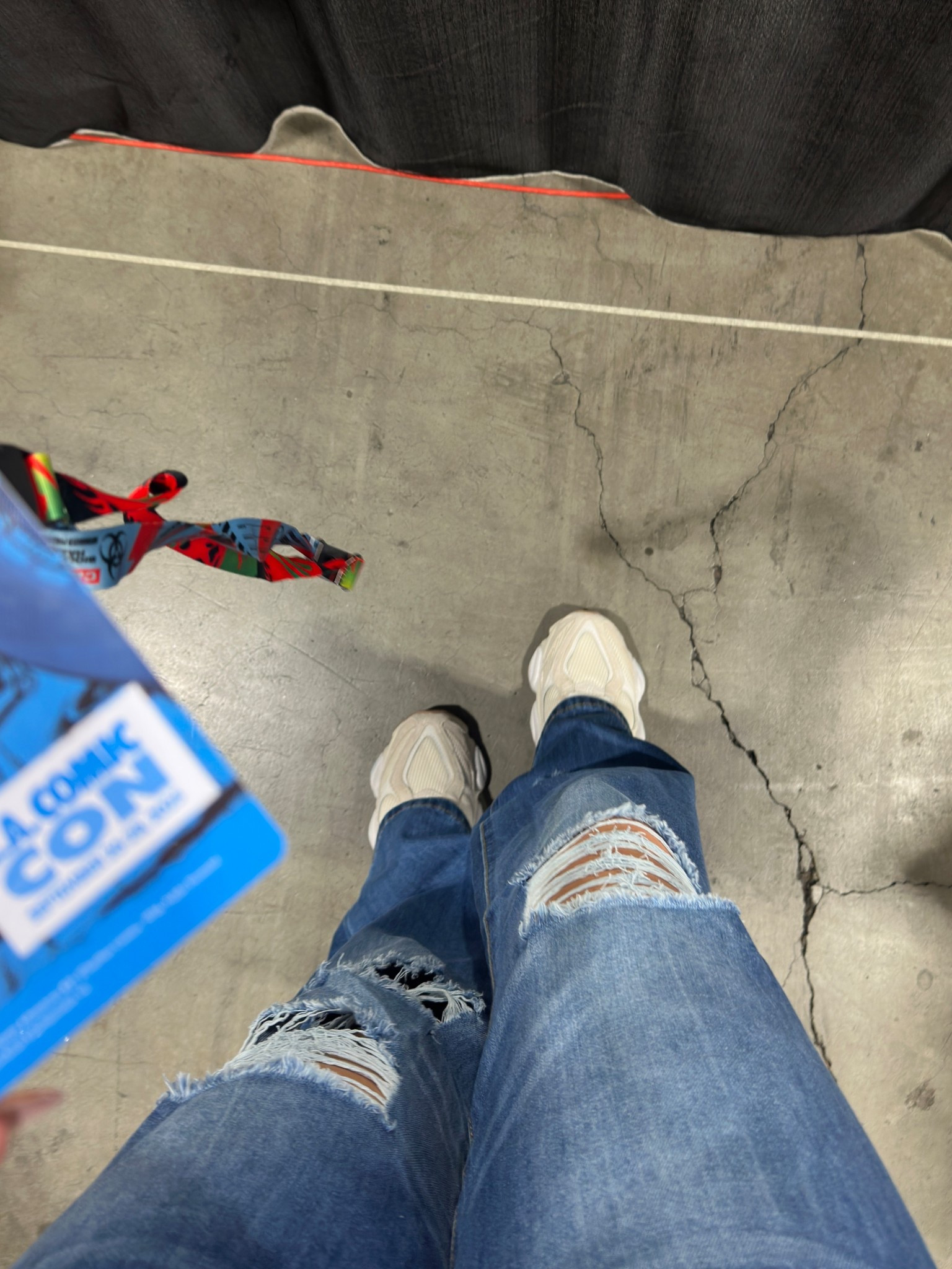 Shoes true to size 
Pants sizes down - normal size 8 with 28” 
For a fitted style I bought 4-6. If read sizing 28” is the 4-6 

#LTKStyleTip #LTKTravel #LTKU