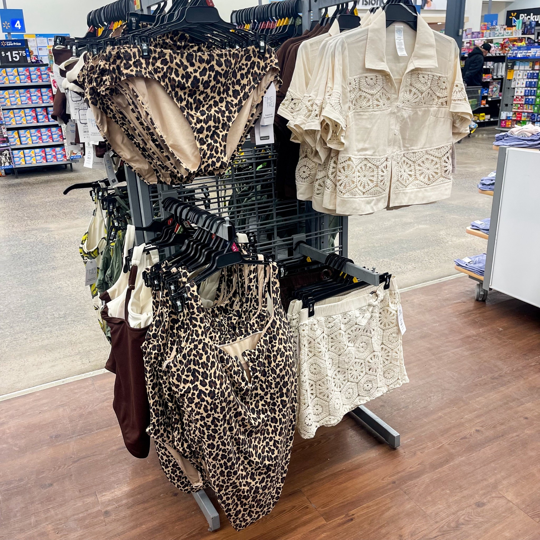 I’ve been hunting down this Time and Tru swim coverup at Walmart and finally found it! It also comes in brown and there’s a bunch of cute swimsuits to pair it with.

#walmart
#walmartfashion
#timeandtru
#swim
#swimcoverup

#LTKSwim #LTKootd #LTKgrwm