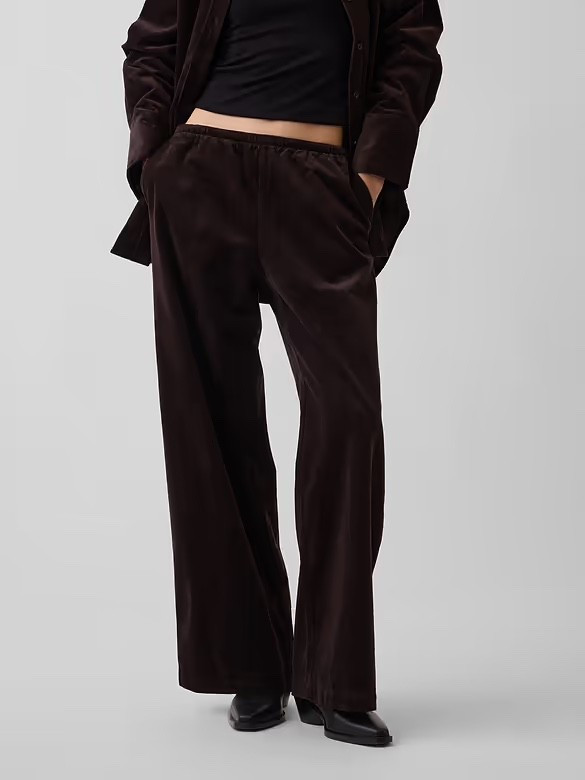 The perfect Corduroy pants for fall!  These come in short regular & tall!