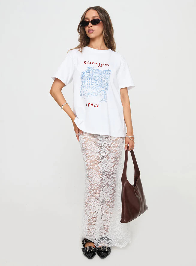 Riomaggiore Oversized Tee White | Princess Polly AU
