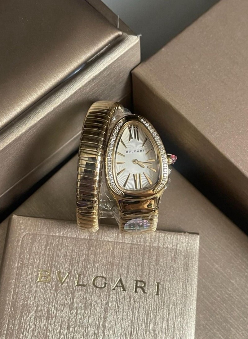 Such a gorgeous piece amazing quality!!!

#LTKBeauty #LTKGiftGuide #LTKxMadewell