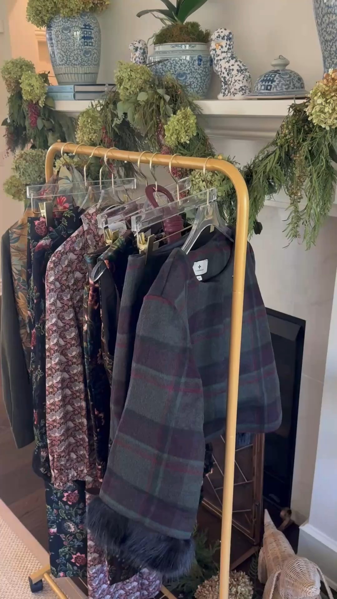 Need a Holiday outfit?! 

Thanksgiving outfit, Christmas outfit, Christmas dress, fall dress, holiday party, party outfits 

#LTKHoliday #LTKSeasonal