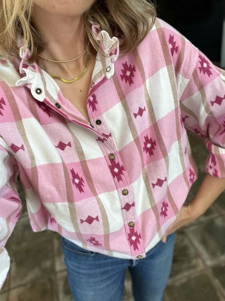 Fun, western vibe Xirena pink and ivory flannel shirt. Runs tts. 

CURRENTLY 40% OFF 🙌🏻👏🏻

#LTKCyberweek #LTKsalealert #LTKSeasonal