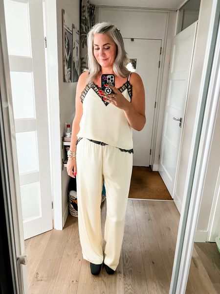 Outfits of the week

Date night/day wearing a lace trim satin top with matching trousers in light yellow. Paired with a black GG belt and black comfortable Vivaia loafers. 

The matching set is from Shoeby (current collection) and I am wearing an xl for a slightly oversized fit. 



#LTKeurope #LTKstyletip #LTKcurves