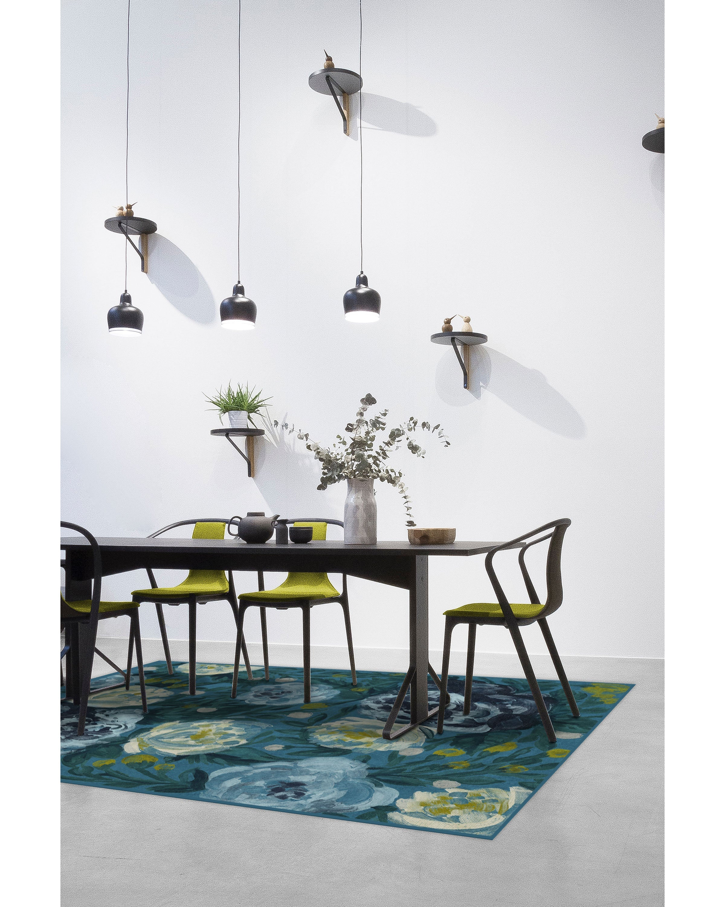 Camellia Midnight Rug | Ruggable US | Ruggable