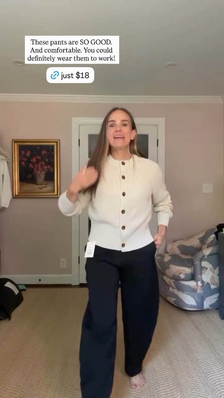 @targetdoesitagain @targetstyle @target  These pants are SO GOOD. And comfortable. You could definitely wear them to work!