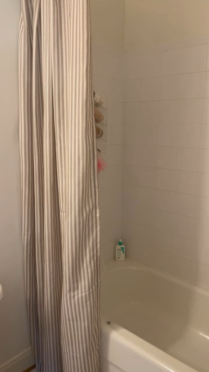 No damage shower shelf for shampoo and conditioner! Comes as a set of 2. I split for both kids bathrooms!

#LTKVideo #LTKHome #LTKFindsUnder50