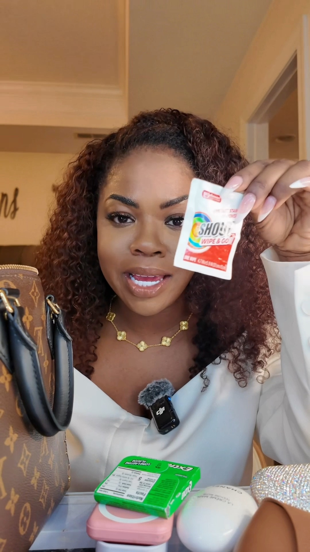 What’s in my bag?

#LTKdayinmylife #LTKselfcare #LTKOver40