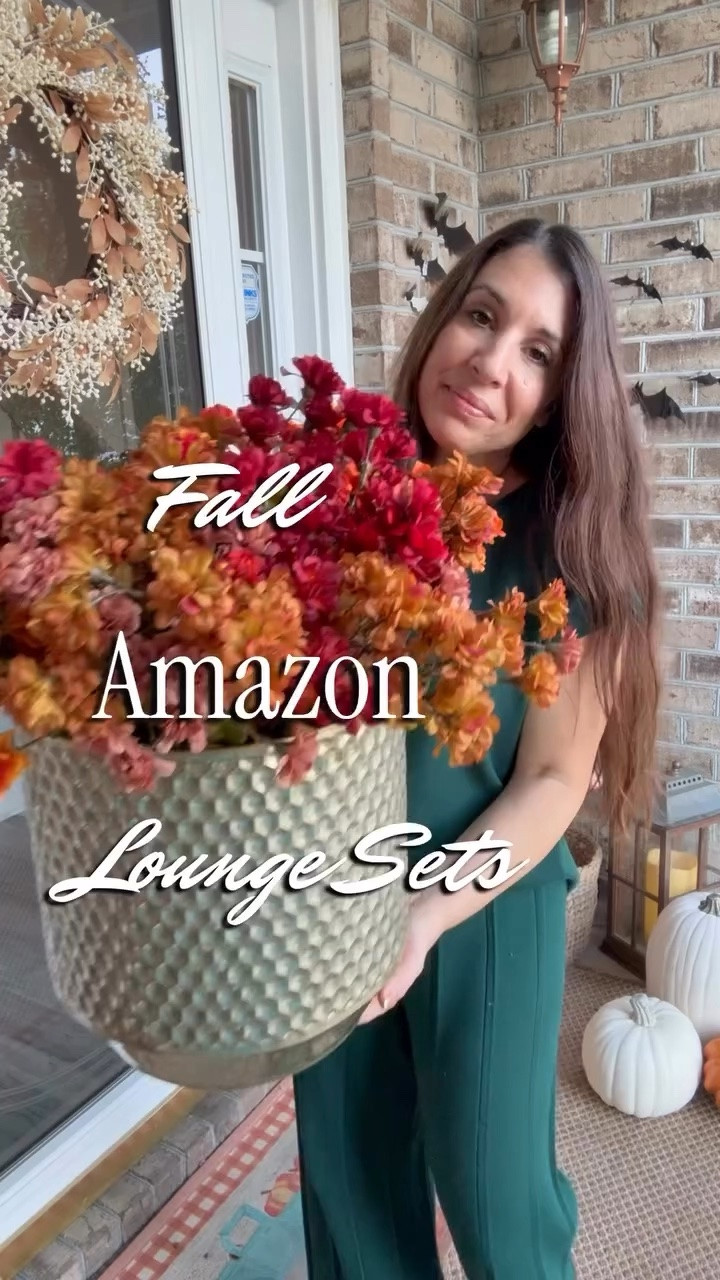 Amazon Lounge Sets! Check out my LTK for lots of fall pieces. 🍁🧡🍁
  🔗 https://liketk.it/6jWTs 
#loungesets #amazonloungesets #ltkseasonal