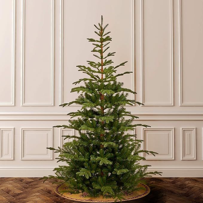 National Tree Company 'Feel Real' Artificial Christmas Tree - Norwegian Spruce Tree - 7.5 ft | Amazon (US)