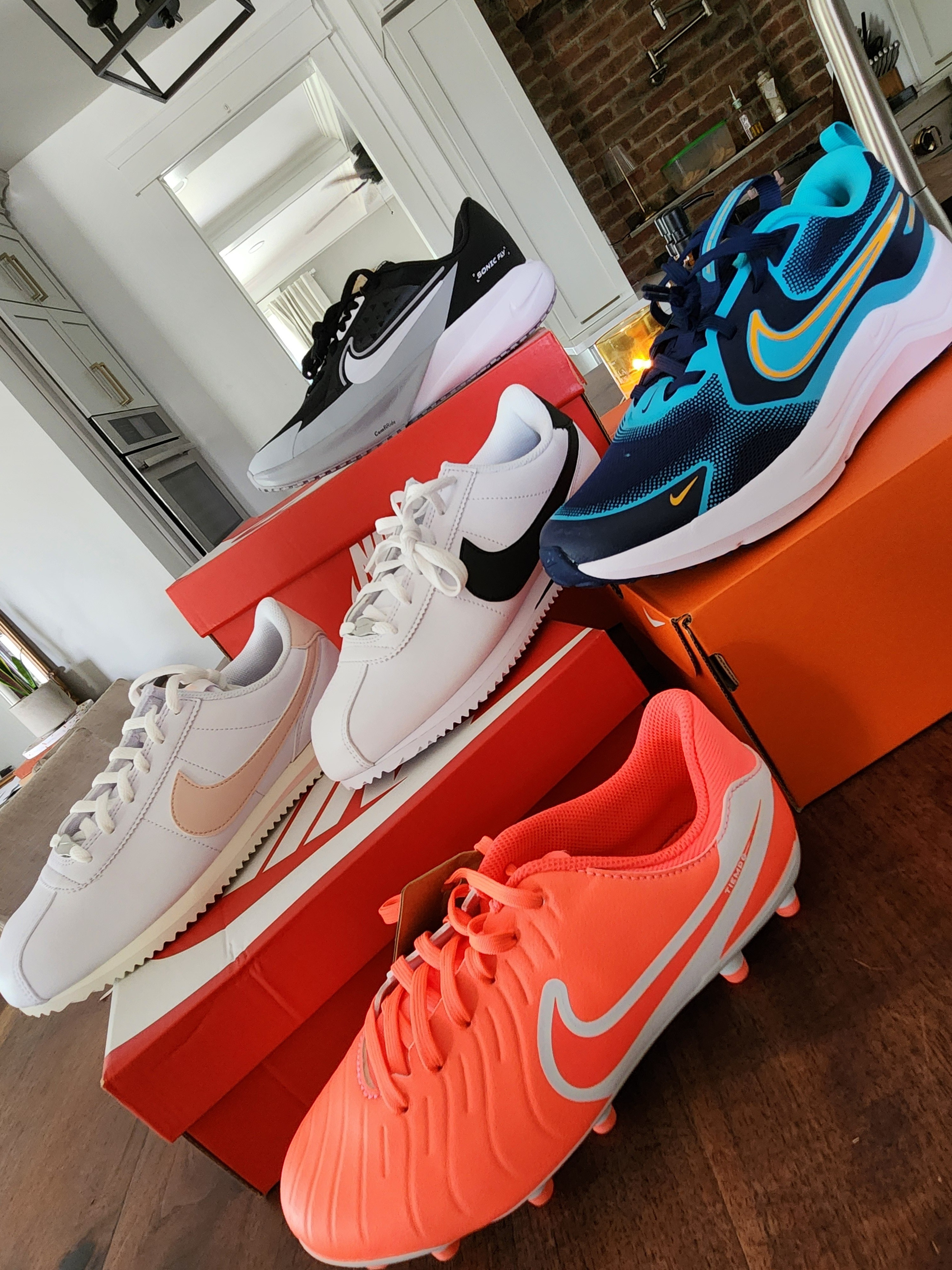 School shoes Nike Sale, code SPORT for 20% off! 

#LTKSaleAlert #LTKShoeCrush