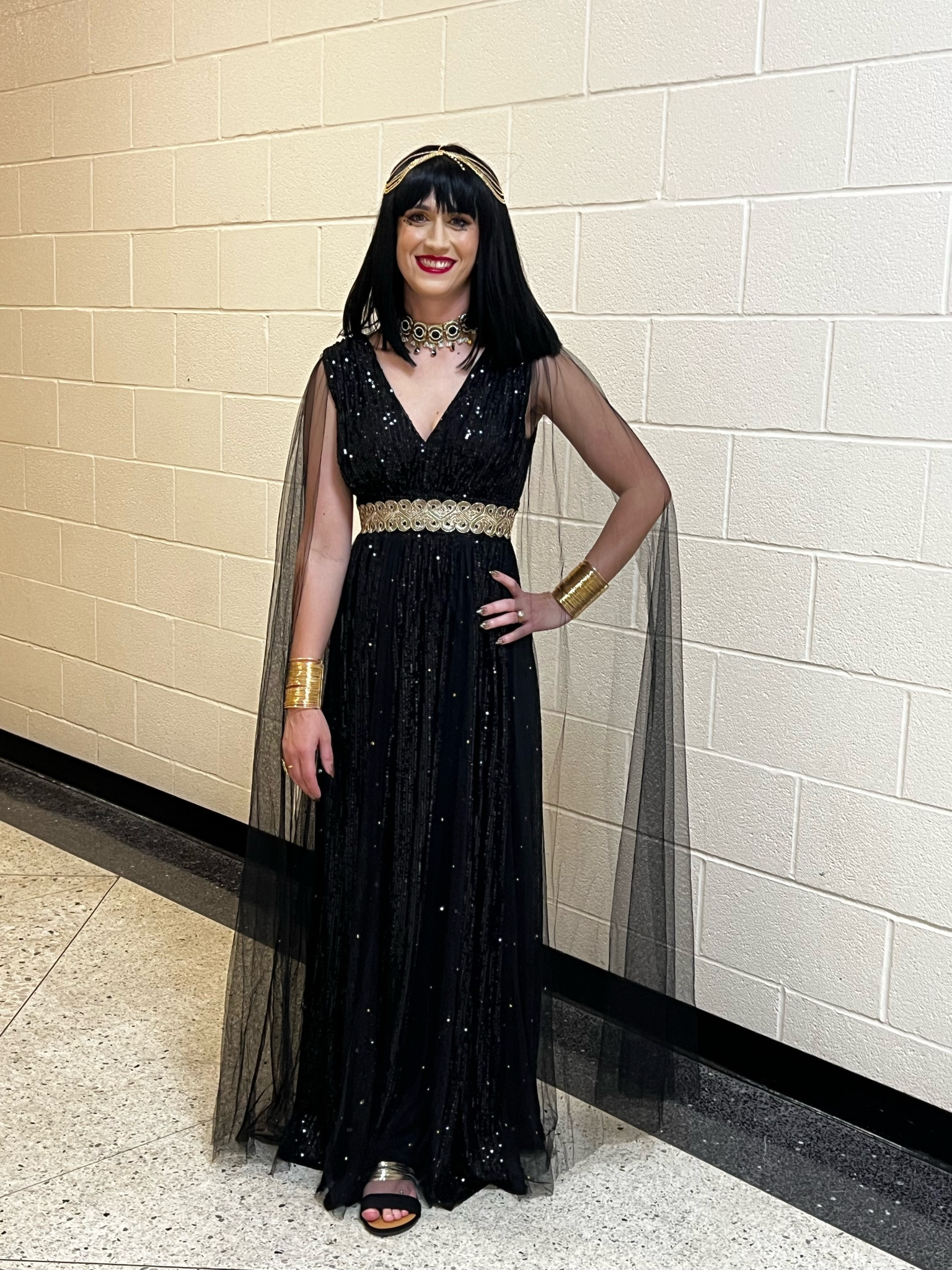 Lady in waiting look!! 💜💚💛

#LTKSeasonal #LTKstyletip #LTKHoliday