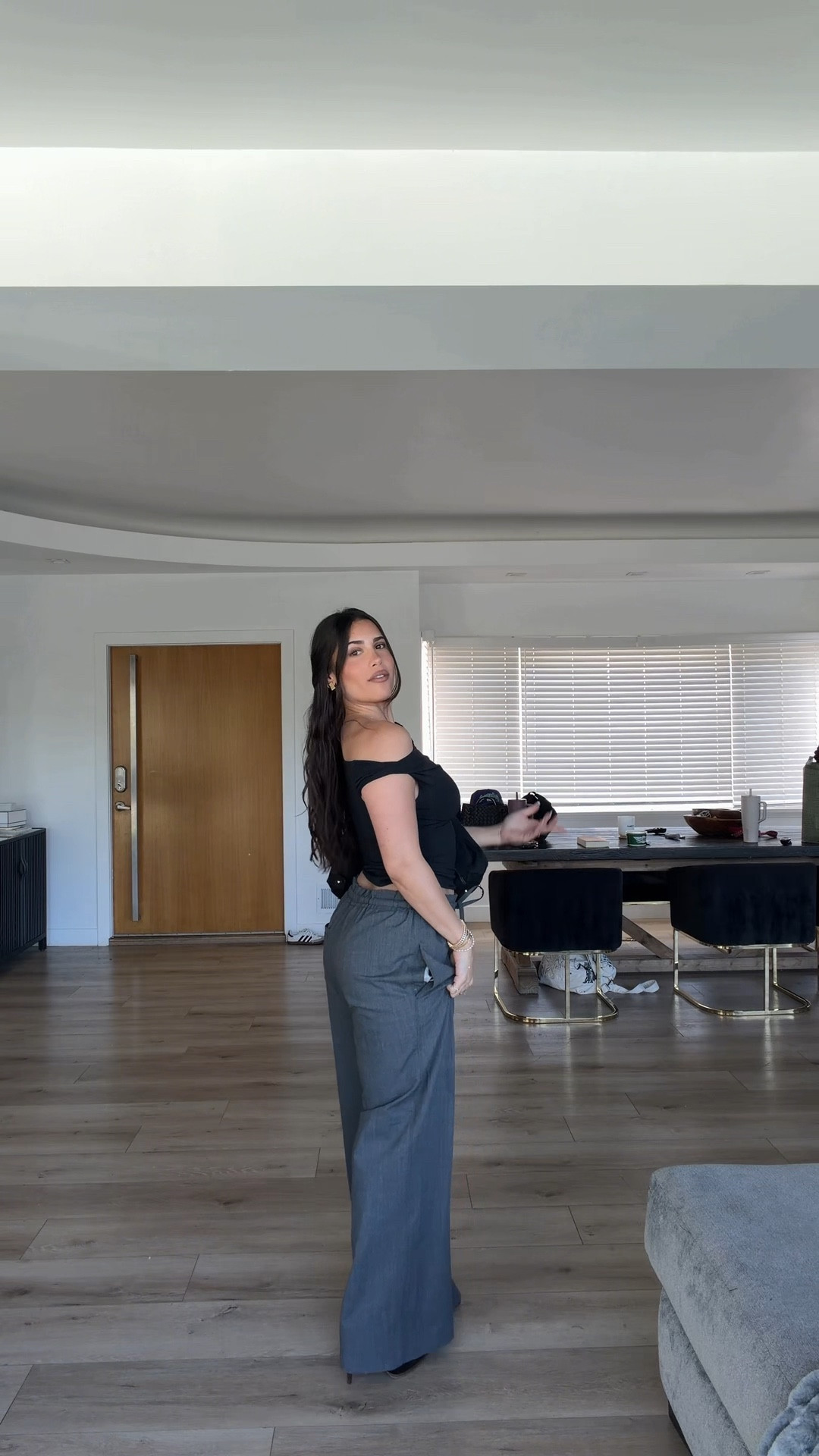 The perfect classy but sexy outfit

trousers, black top, loafer heels, business casual, business, cute outfit

#LTKSpringSale #LTKootd #LTKgrwm