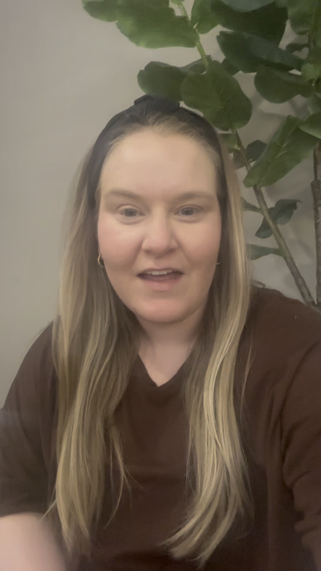 Home Goods gold dinnerware ✨

#homegoods #dinnerware #gold

#LTKHome