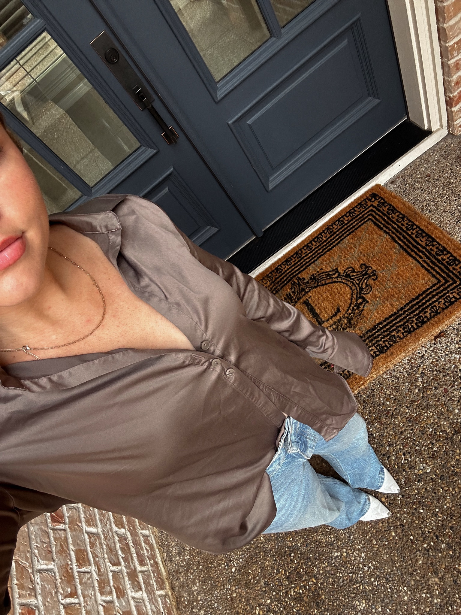 This brown satin button down is perfect for the winter! 

#LTKstyletip
