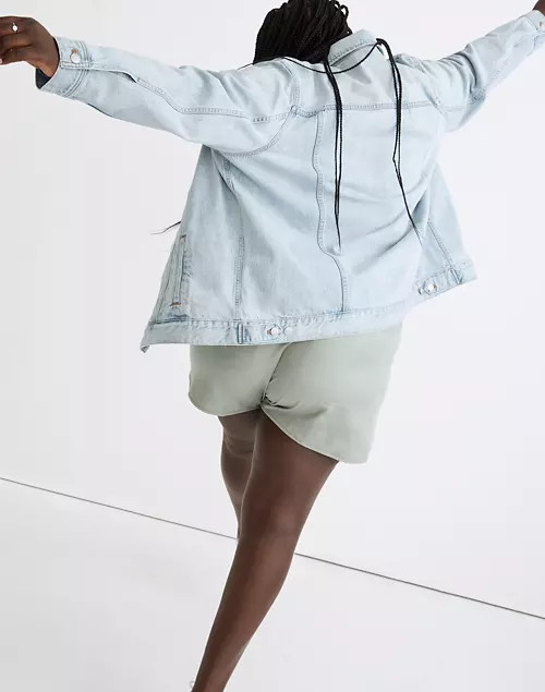 The Plus Oversized Trucker Jean Jacket in Fitzgerald Wash | Madewell