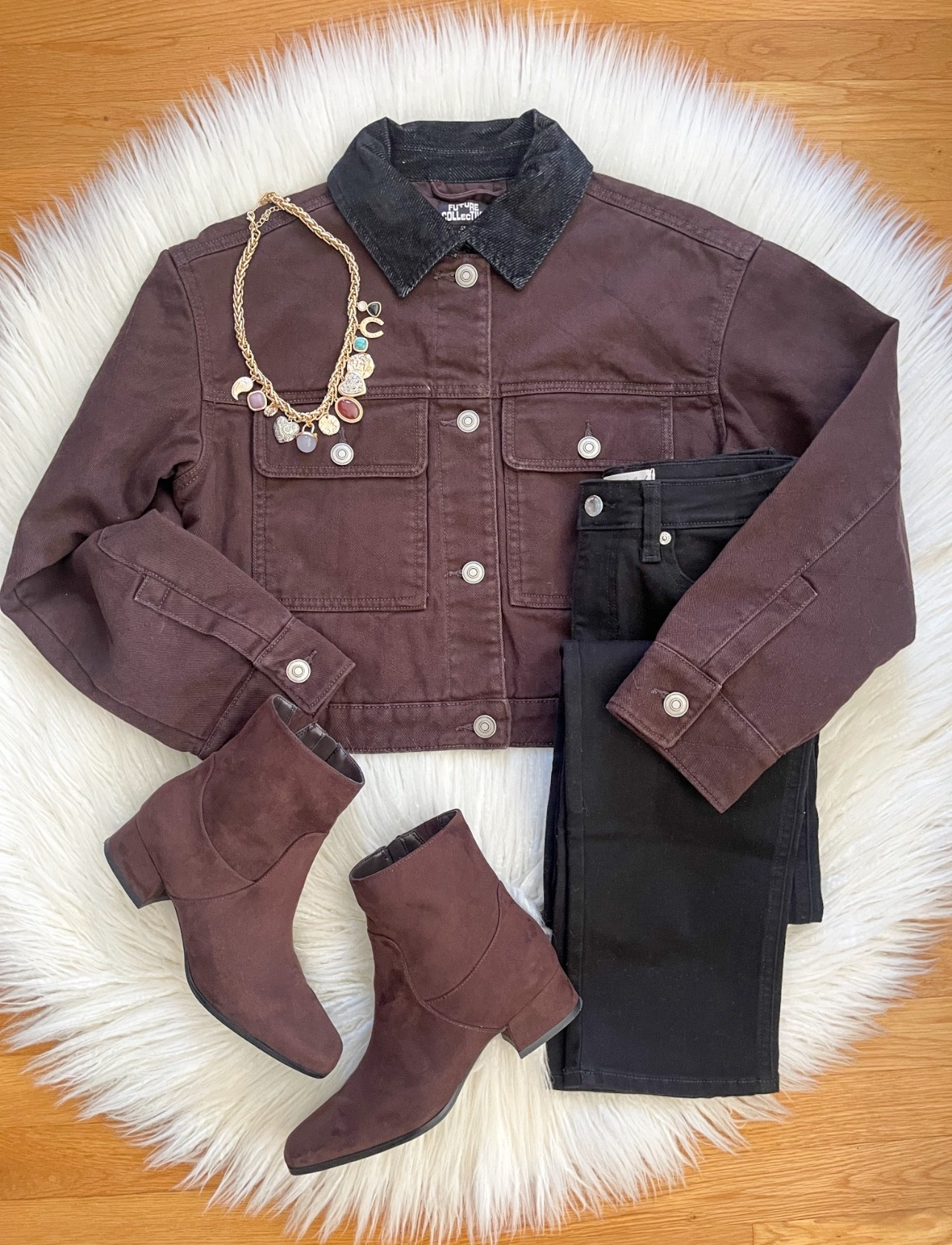 NEW Quilted Barn Jacket! Loving this brown/black combo 🤎🖤

#LTKFindsUnder50 #LTKootd