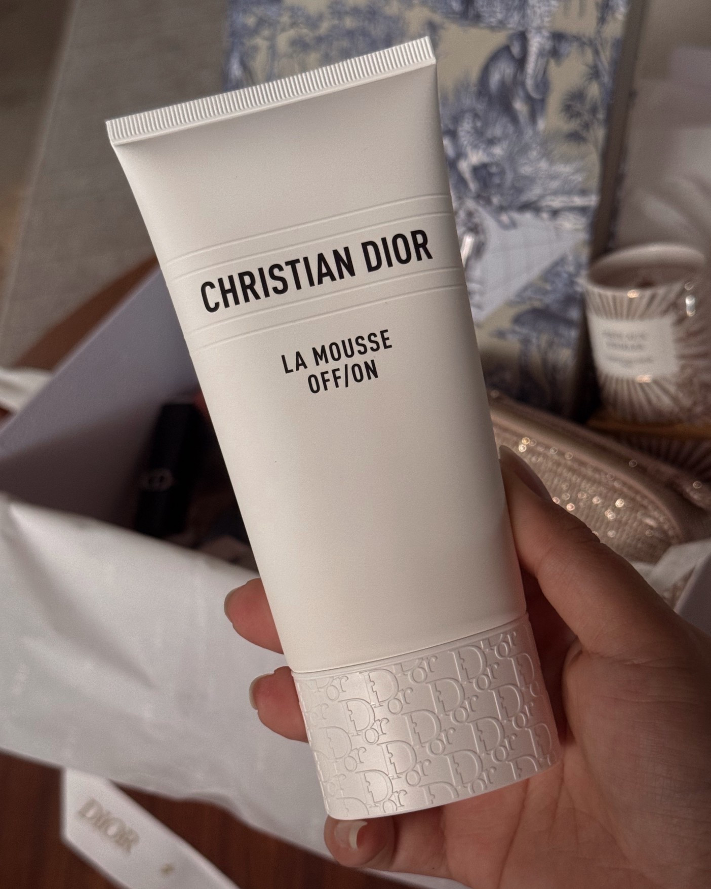The La Mousse On/Off cleanser got a new design. Still one of my favorite cleansers 😍

#LTKBeauty #LTKselfcare #LTKmorningroutine