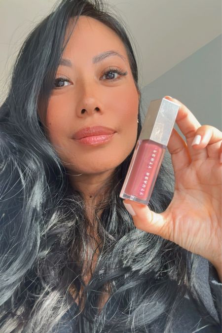 My lipgloss obsession continues. Love this perfect pink nude for everyday by Fenty Beauty 

#LTKbeauty #LTKGiftGuide #LTKmidsize