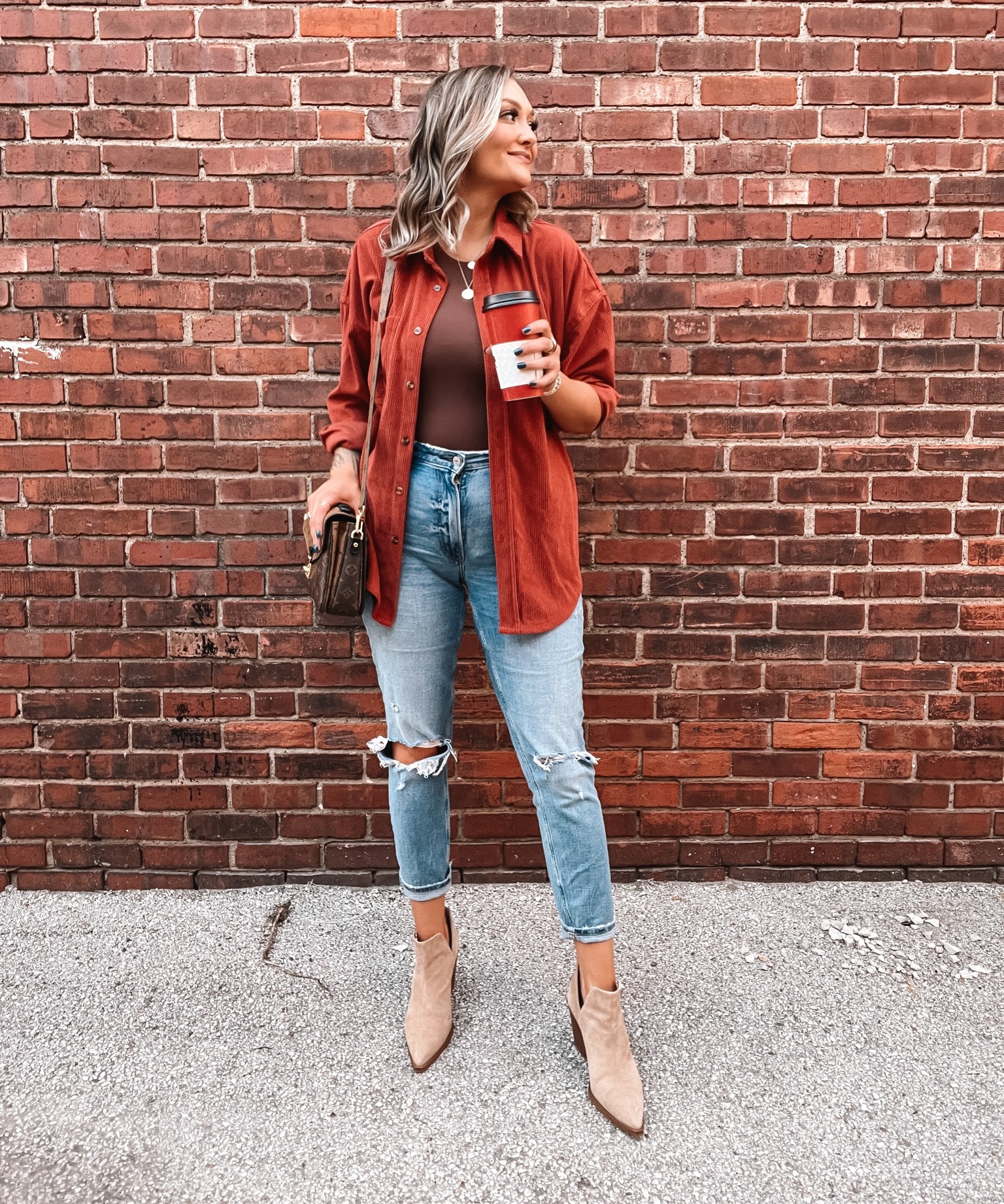 Loving this fall fit 😍

Wearing a 30L in the jeans!! 

#LTKstyletip #LTKSeasonal #LTKsalealert