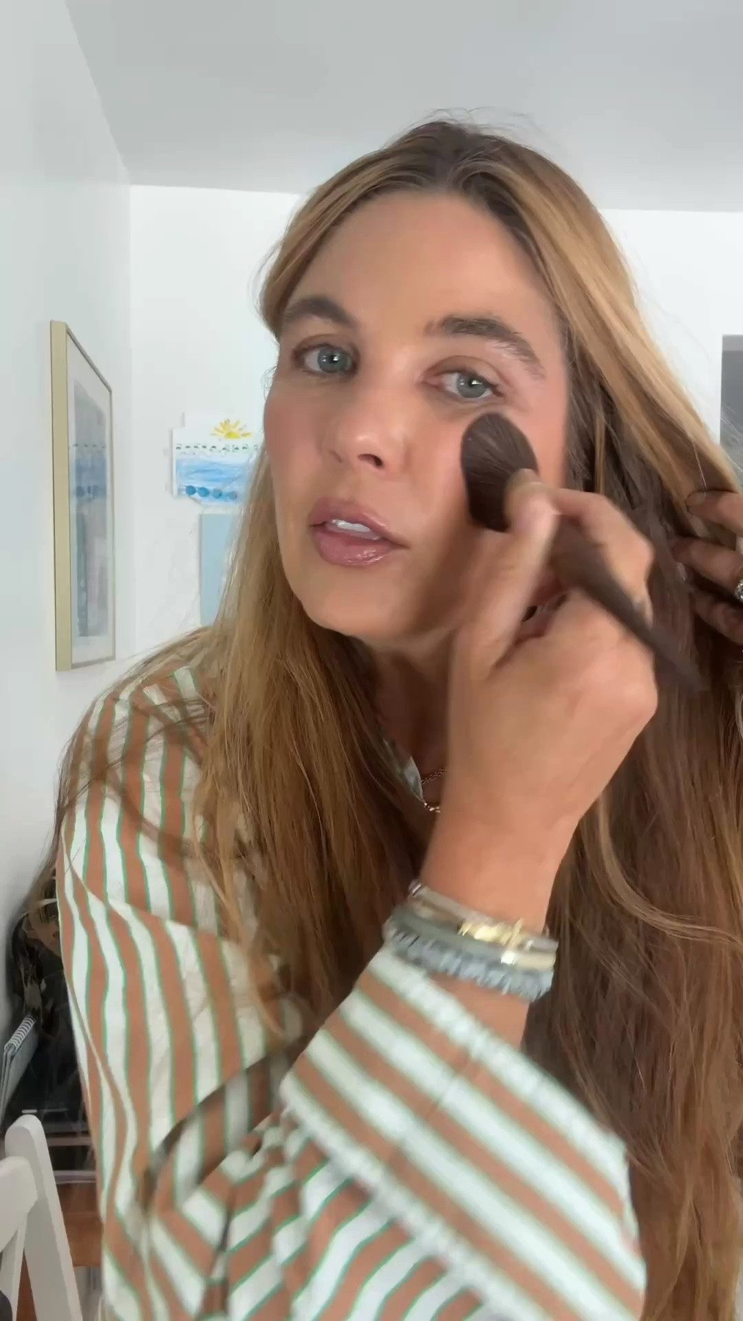 Blush: sunshine 
Shirt: medium 
Hair: sea glass 
Brushes by Kat James Beauty (not linkable)

#LTKBeauty