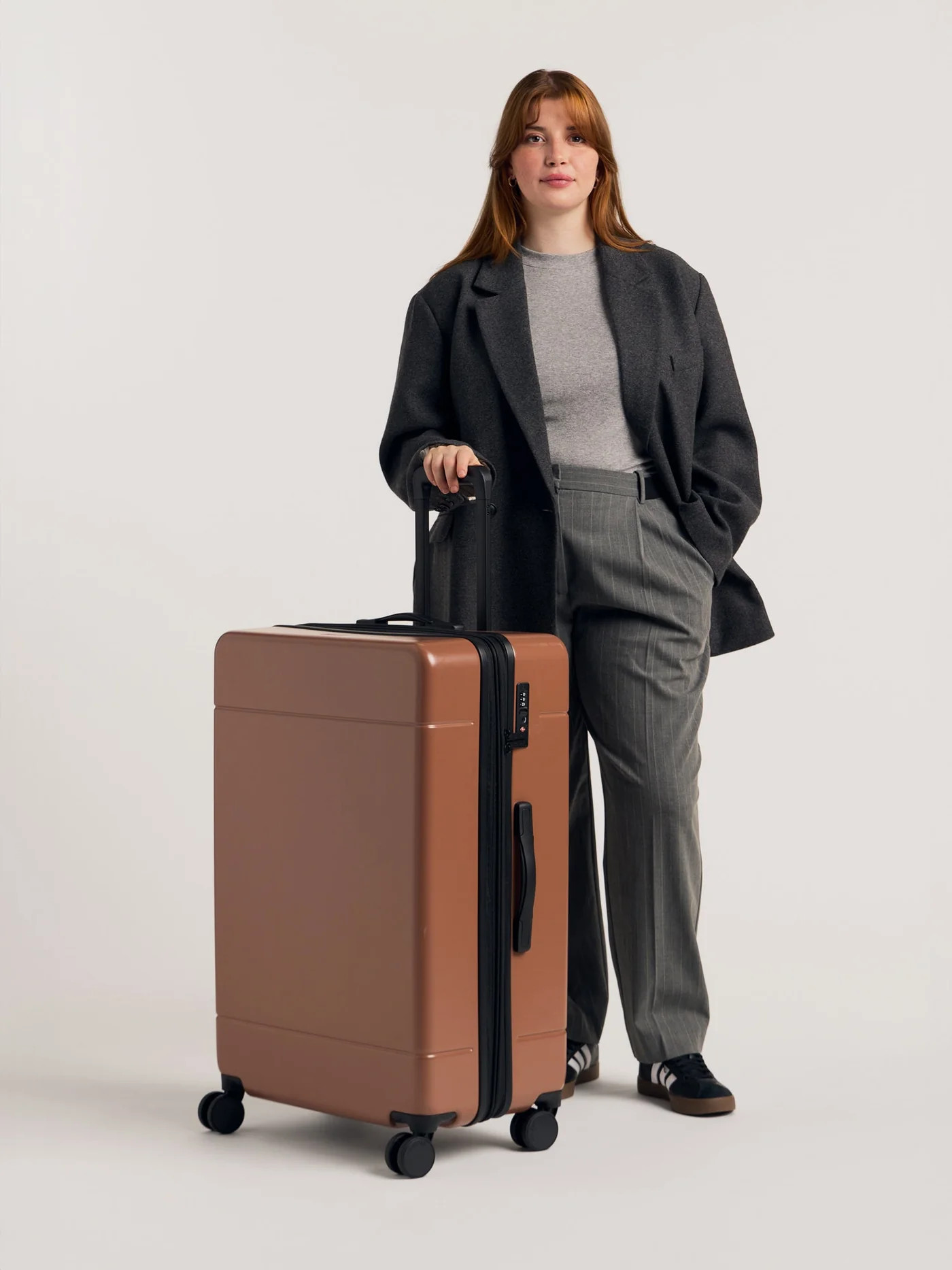 Hue Large Luggage | CALPAK