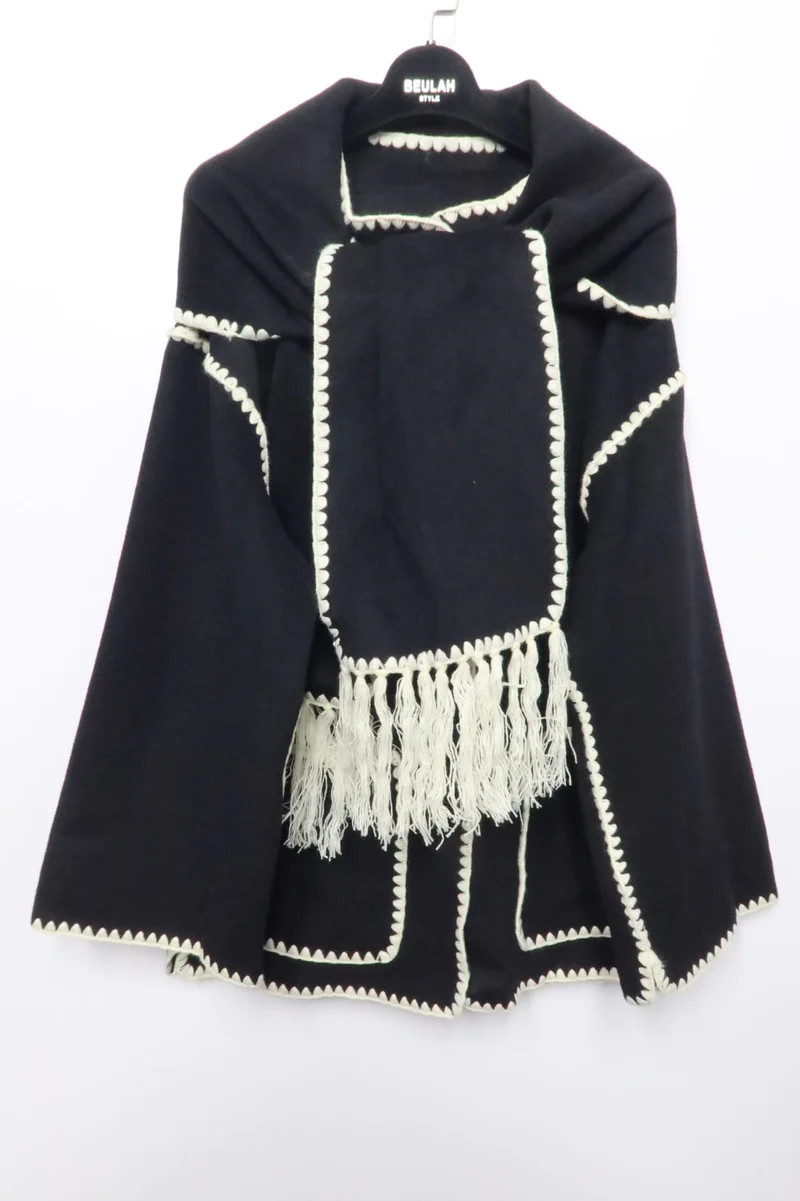 Black Coat w/ White Scallop Piping | TandyWear