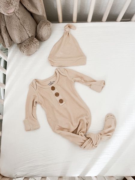 Last chance to use my code “HANNAHSTEMME20” to get 20% off Caden lane! 

Newborn outfit // newborn waffle knit // baby clothes

#LTKSeasonal #LTKbaby #LTKfamily