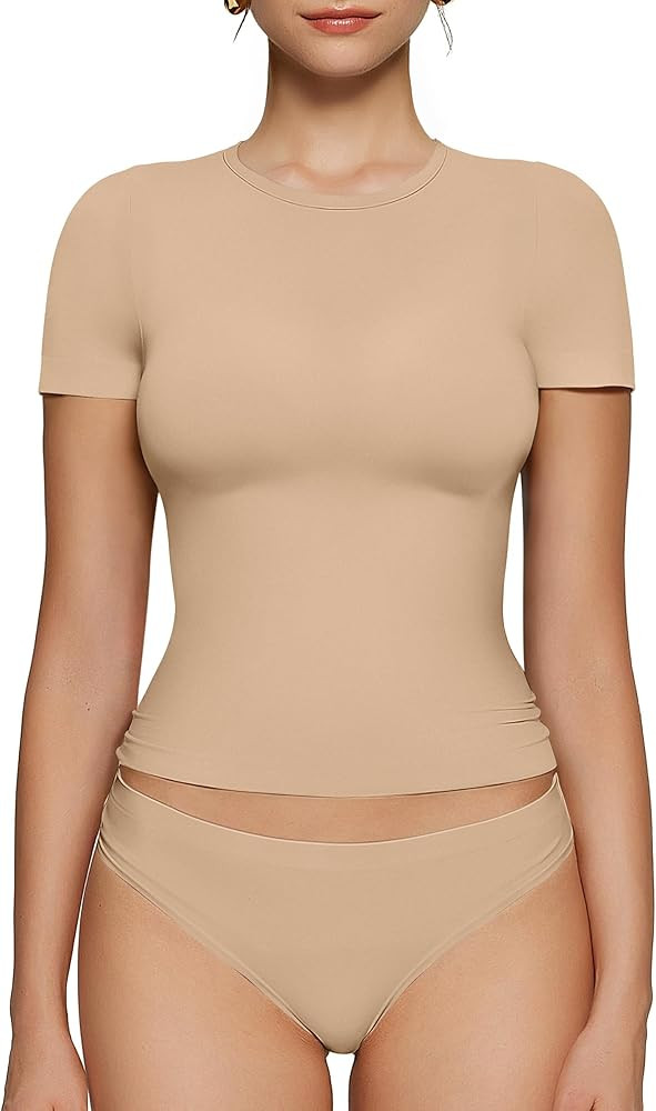 OEAK Womens T-Shirts Short Sleeve Shirts Crew Neck Basic Tees Soft Smoothing Seamless Tshirts Sli... | Amazon (US)