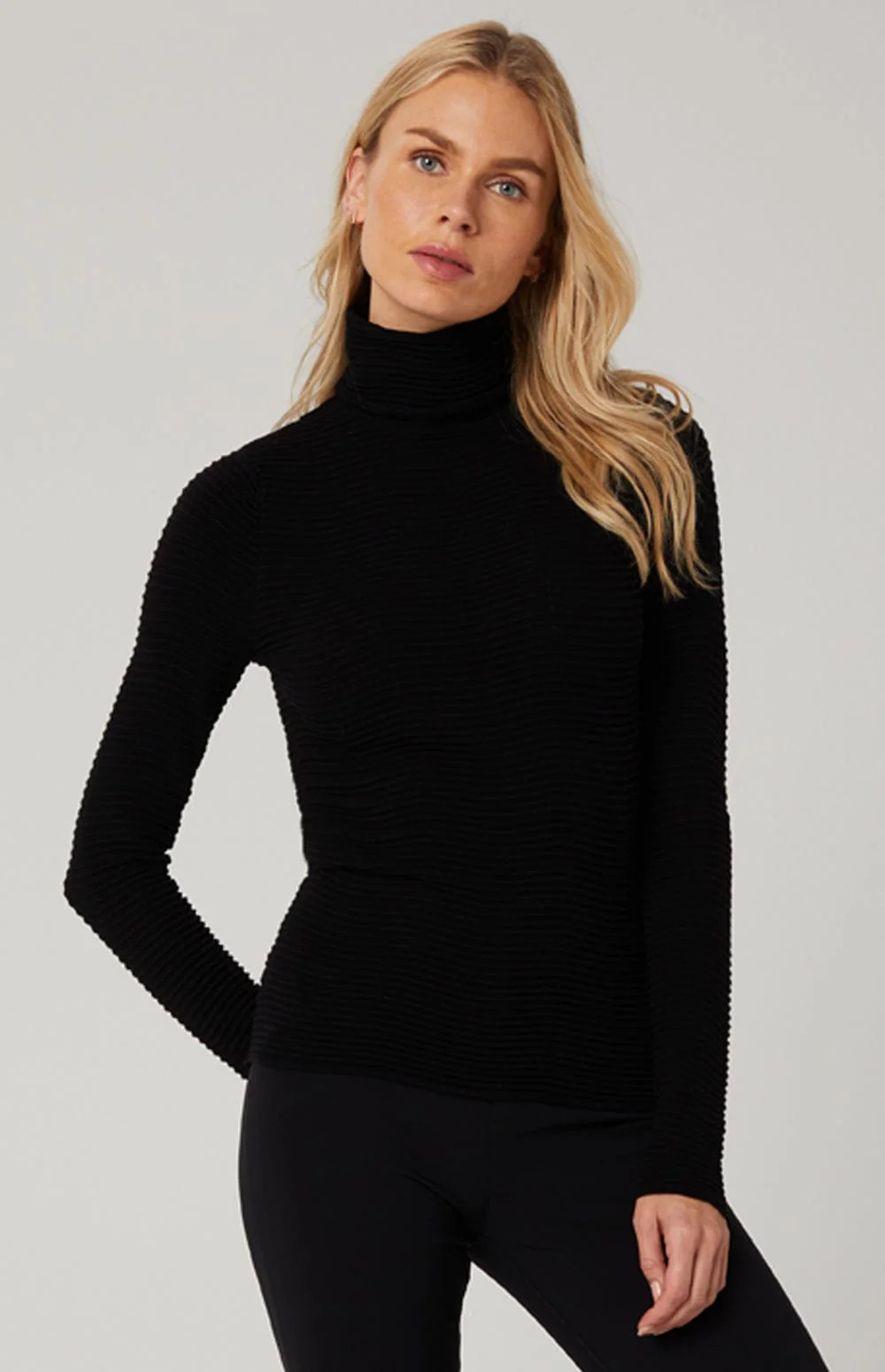 Enya Turtleneck Sweater | Black | Alp N Rock