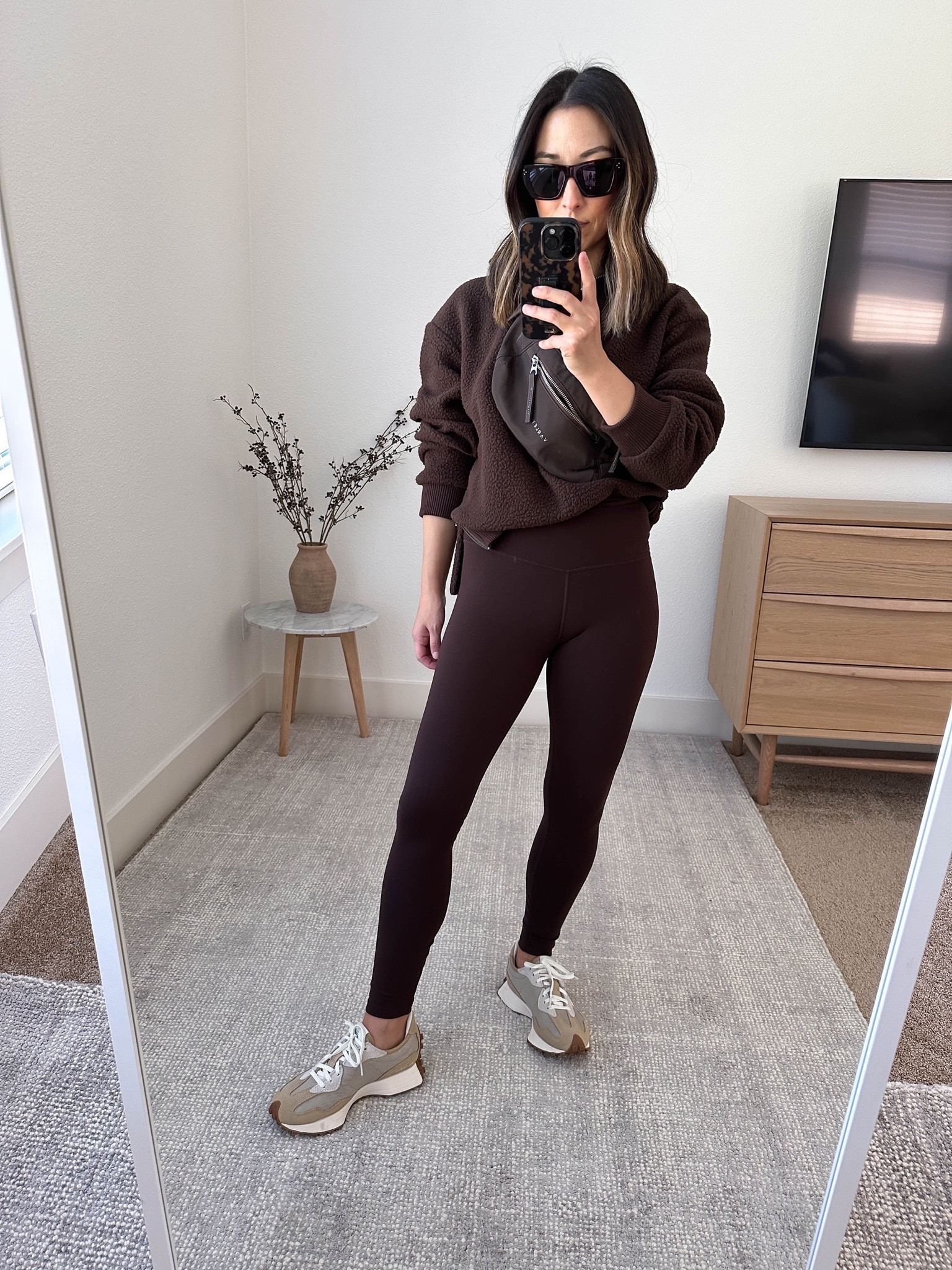 Varley chocolate fleece and leggings. These leggings are so soft - more for comfort and lounge. Petite-friendly length. 

Varley fleece xs
Varley Leggings xs
New Balance sneakers 4.5 men’s. Color is old. 
Varley belt bag 
Celine sunglasses   

Fall outfits, athleisure, petite style, leggings 

#LTKshoecrush #LTKSeasonal #LTKfitness