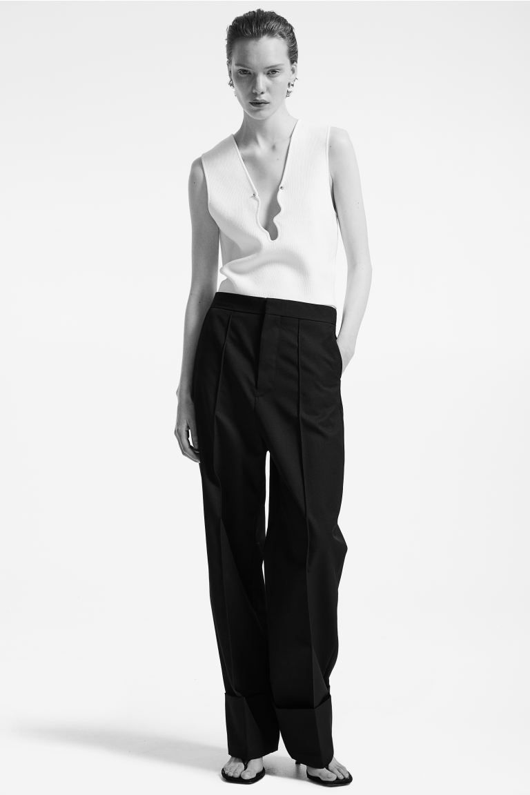 Asymmetric-neck vest top | H&M (UK, MY, IN, SG, PH, TW, HK)