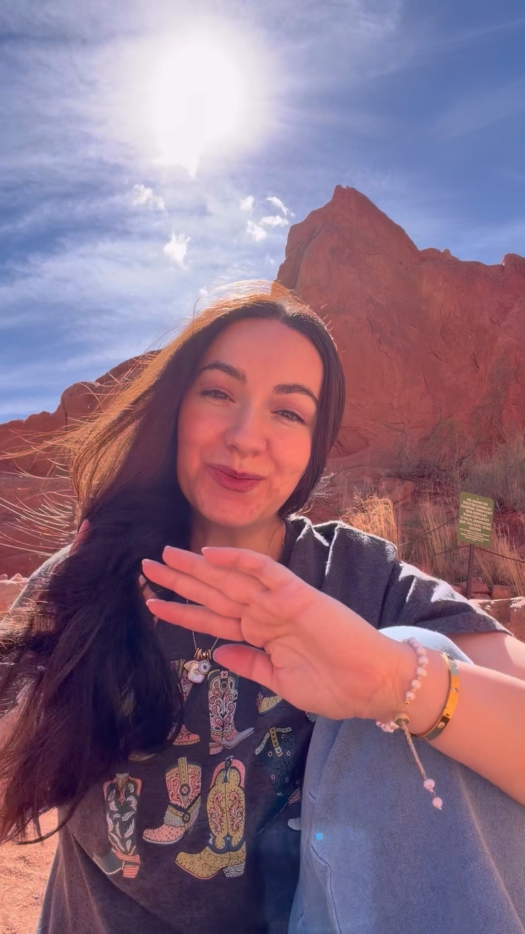 comment “sunglasses” and I’ll send the link to you 💌

American style, millennial outfits, western outfit, outfit details, amazon finds, love USA 🇺🇸 #amazonfashion #outfitideas #millennialstyle


#LTKSeasonal #LTKstorytime #LTKootd