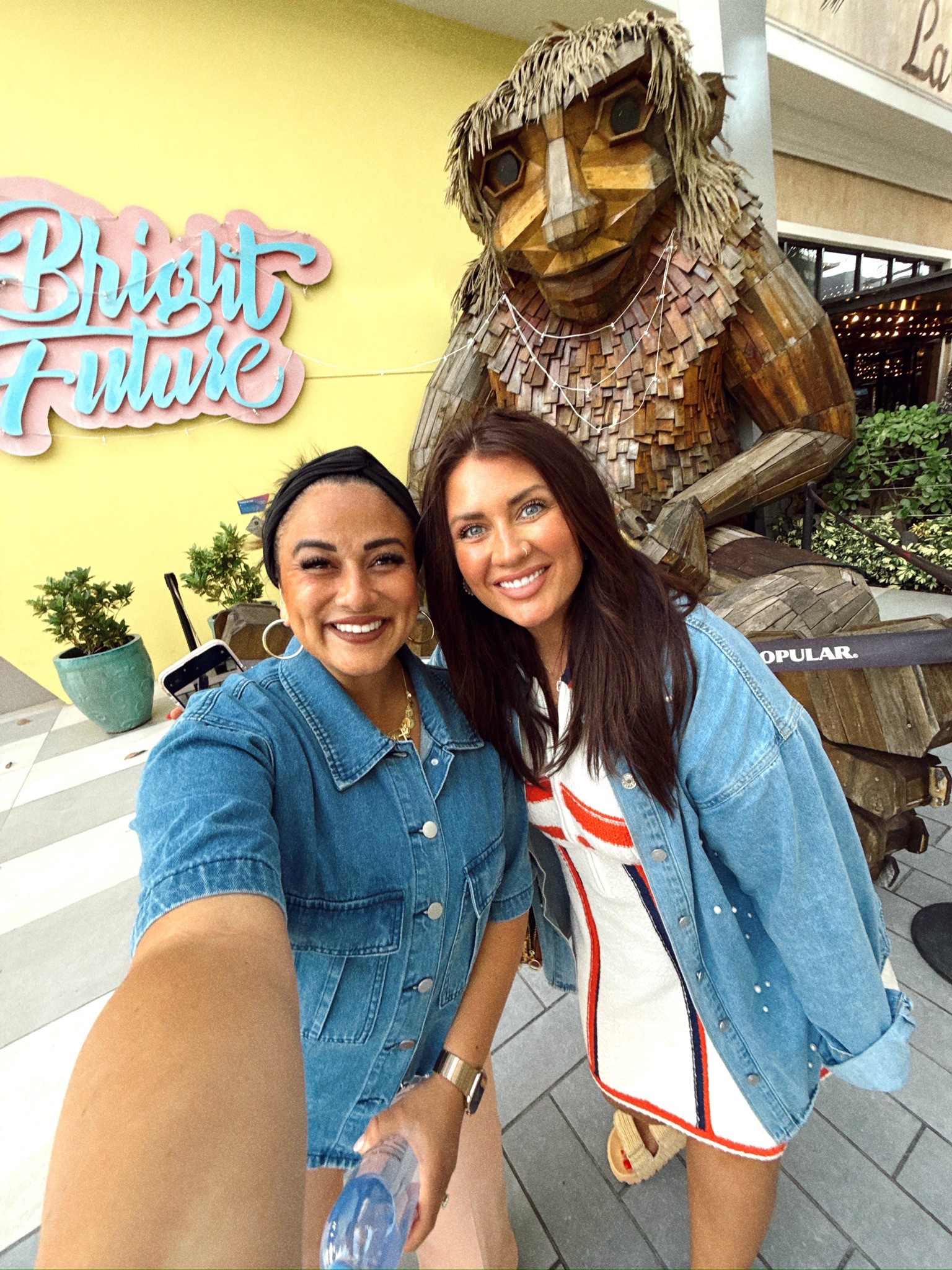 Weekends with friends ❤️🇺🇸🍿 

#LTKSeasonal #LTKSummerEdit