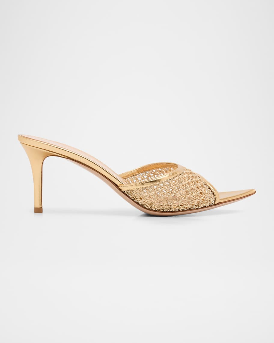 {"@context":"https://schema.org","@type":"BreadcrumbList","itemListElement":[{"@type":"ListItem",... | Neiman Marcus