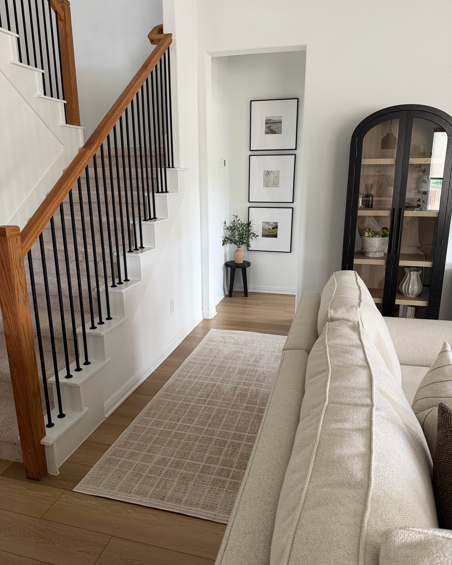 Spring Rug Refresh and it’s from @Wayfair 

Loving my new runner rug - it’s super soft and the perfect neutral!

#wayfair #elledecorxlivabliss #arearug #runnerrug