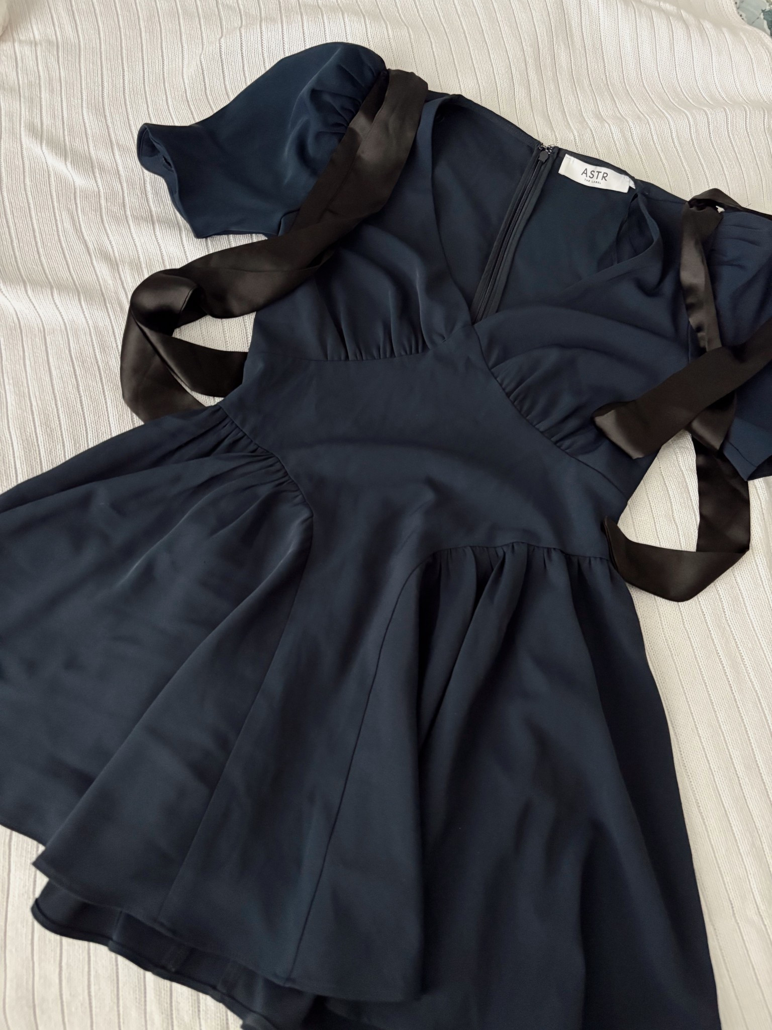 Date Night | Valentine’s Day Outfit Idea 

#LTKValentine #LTKgrwm #LTKootd