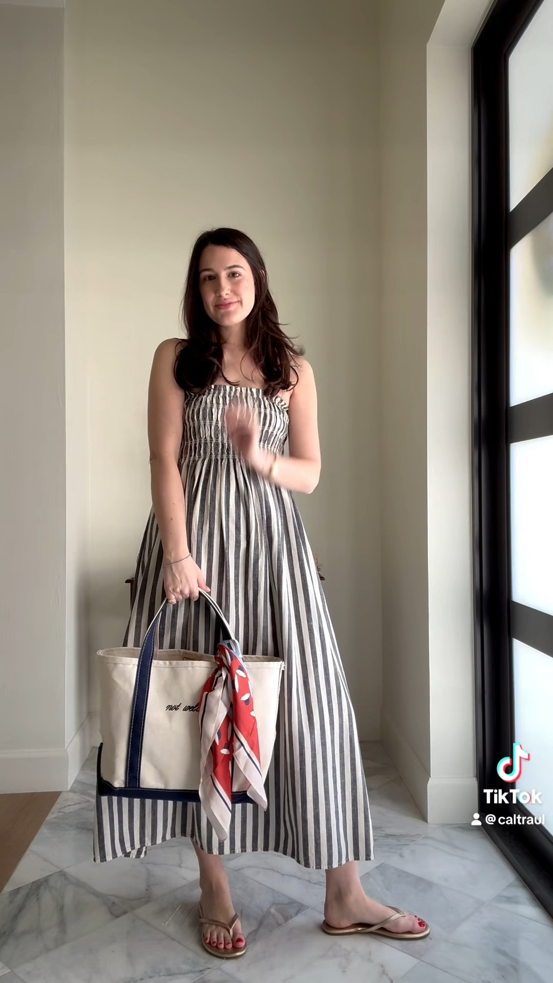 OOTD as a SAHM to 5! 

Dress is old target
Boat Tote - small with regular handles 


#LTKootd #LTKdayinmylife #LTKmomlife