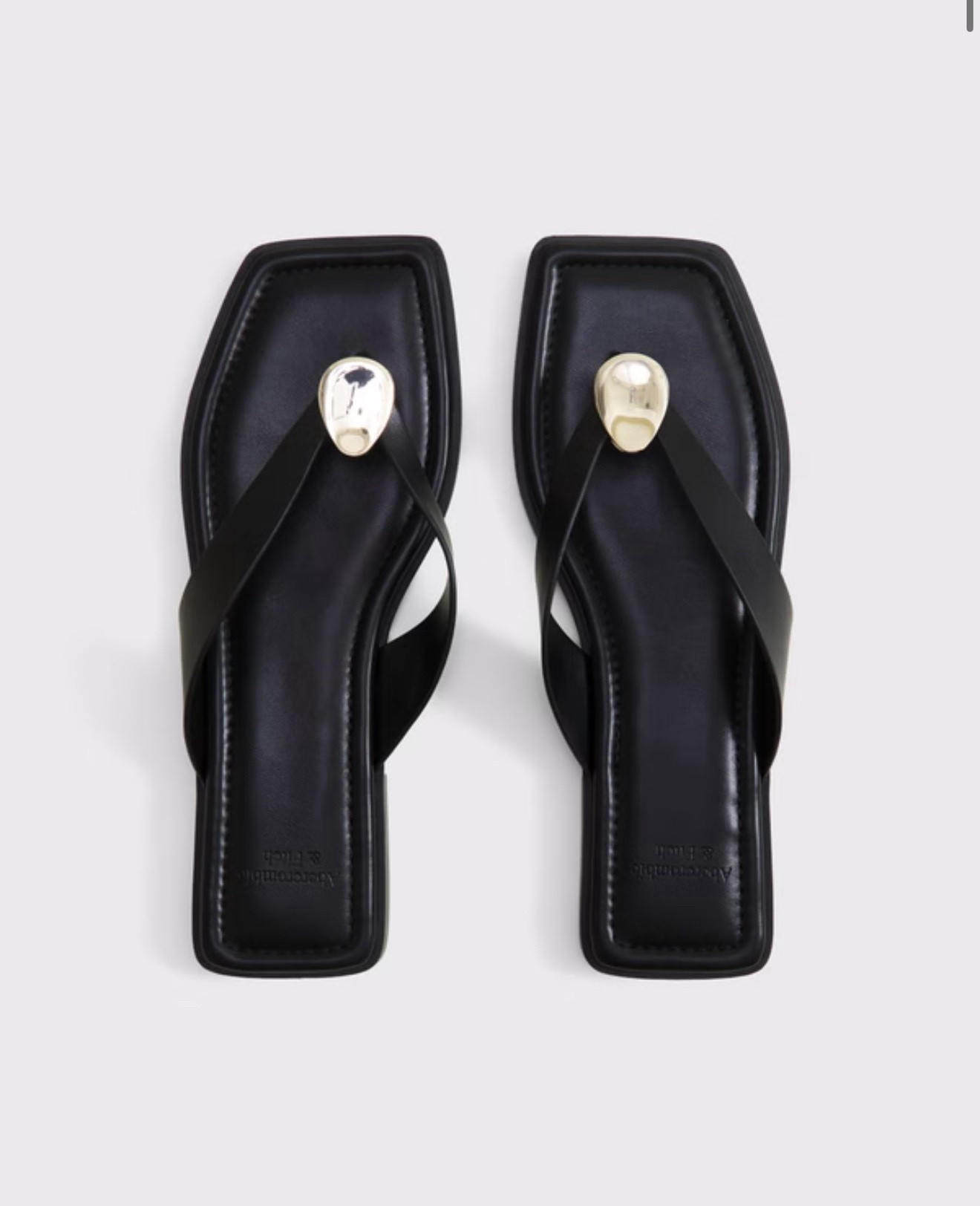 Thing sandal for spring/summer 

#LTKootd #LTKFindsUnder100 #LTKTravel