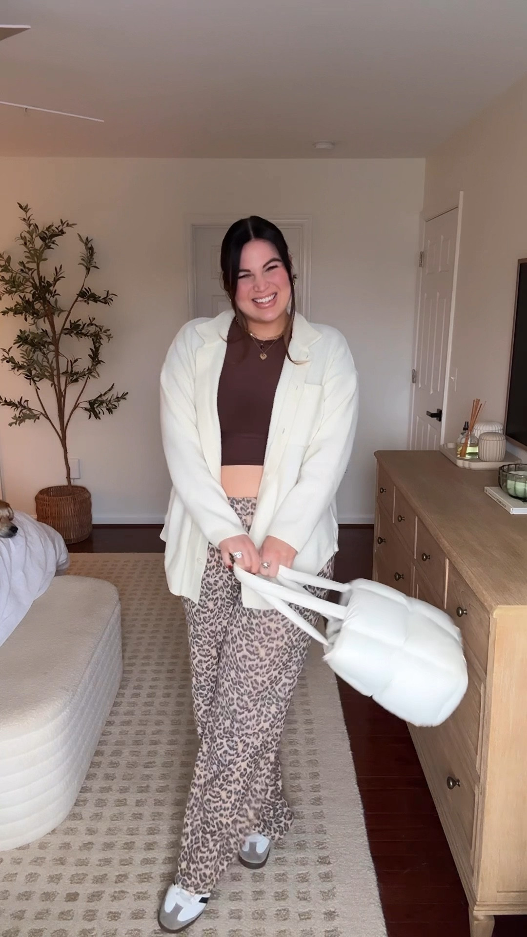 Midsize comfy winter outfit from Aerie! My favorite trouser sweatpants are now available in this leopard print and omggg they are perfect! I paired them with this seamless tshirt and this cardigan/jacket that is so fluffy + warm 🥶 

Tee - large 
Cardigan - large 
Pants - large long 
Shaping panties - xl *use code KELLYELIZXSPANX to save 

Aerie, aerie outfit, winter fashion, winter outfit, winter style, aerie style, sweat pants, comfy outfit, comfy style 

#LTKMidsize #LTKSeasonal #LTKWatchNow